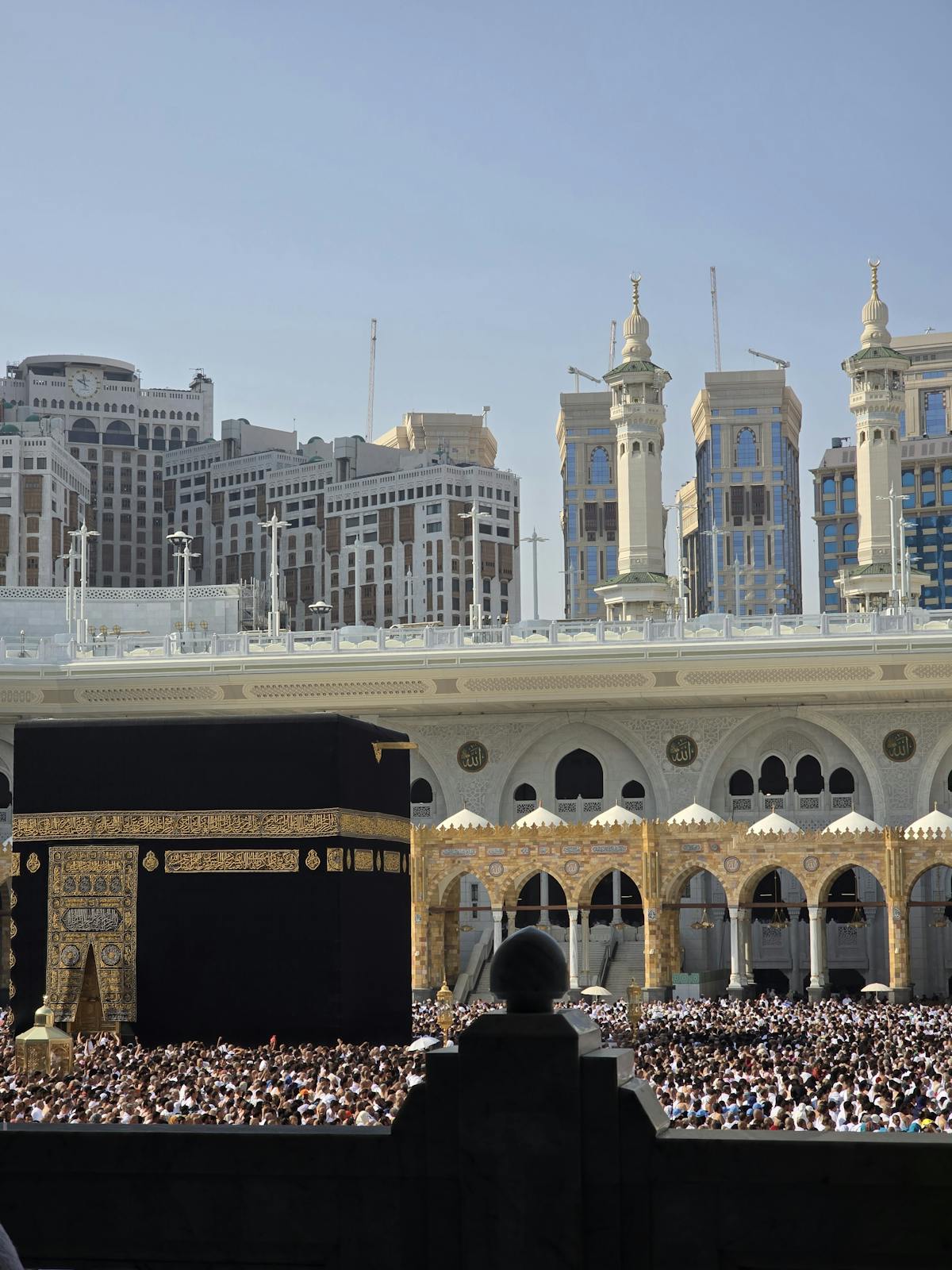 5-Star Royal Umrah Suite Experience